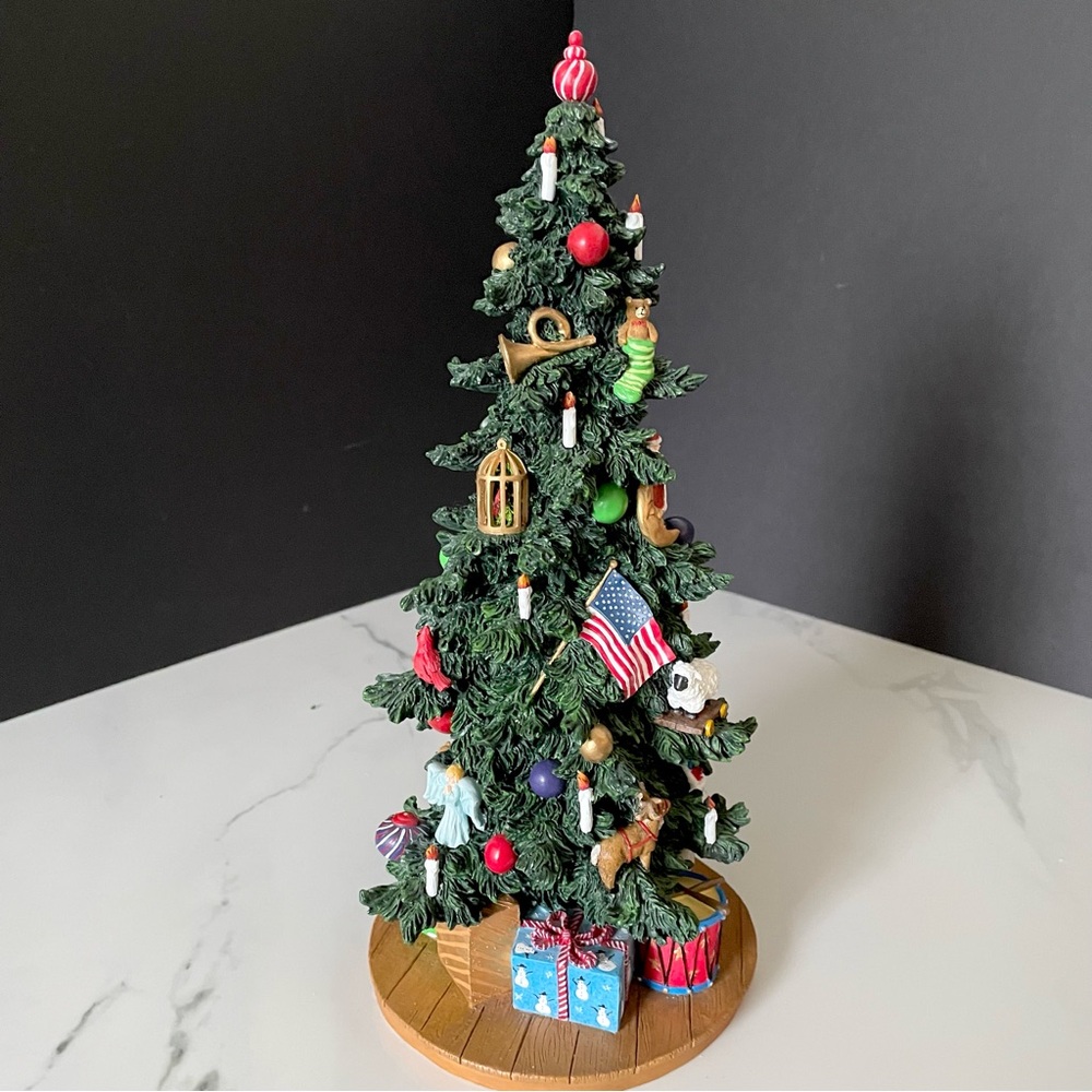 Large Ornament Tree by Pipka